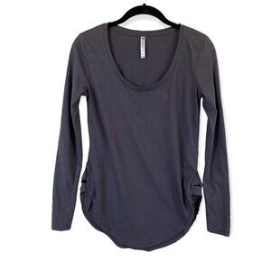 Fabletics Long Sleeve Scoop Neck - Grey with a hint of Purple